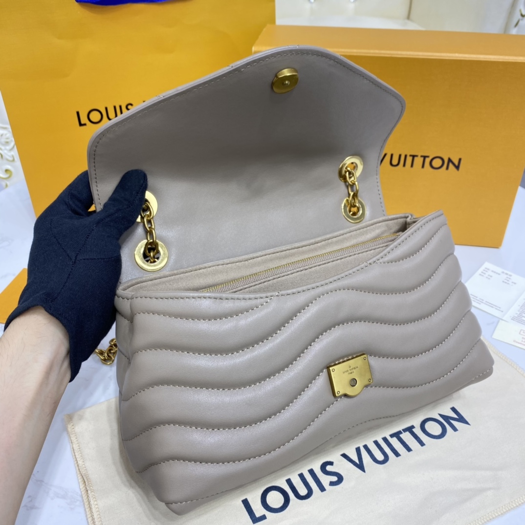 Louis Vuitton NEW WAVE CHAIN BAG M58550 Dark Taupe